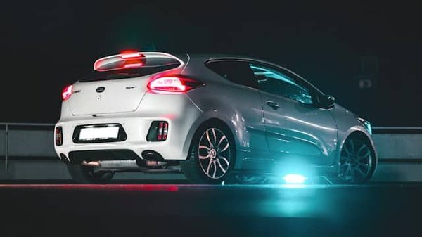 Comment personnaliser l'éclairage extérieur de votre voiture pour un style unique ?